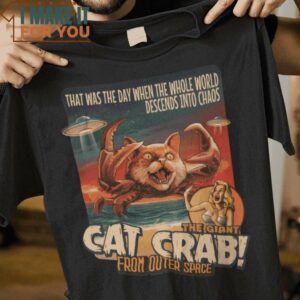 Giant Cat Crab Cat T-Shirt, Best Halloween Graphic Tees for Men