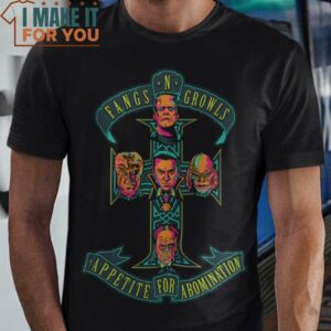 Fangs & Growls Horror T-Shirt, Retro Halloween Graphic Tee