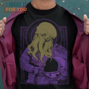Astronaut Cthulhu T-Shirt, Retro Halloween Graphic Tee for Sale