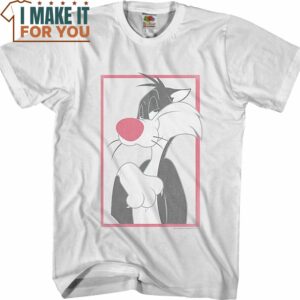 Sylvester Looney Tunes T-Shirt, Vintage Looney Tunes tee for Adults
