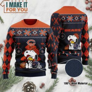 Chicago Bears Snoopy Hug Woodstock Ugly Christmas Sweater, Christmas Gifts for Chicago Bears Fans Chicago Bears Snoopy Hug Woodstock Ugly Christmas Sweater, Christmas Gifts for Chicago Bears Fans