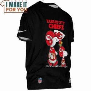 Kansas City Chiefs Charlie Brown and Snoopy Game Day T Shirt 2