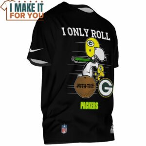 Green Bay Packers Snoopy And Woodstock I Only Roll With the Packers T Shirt 2