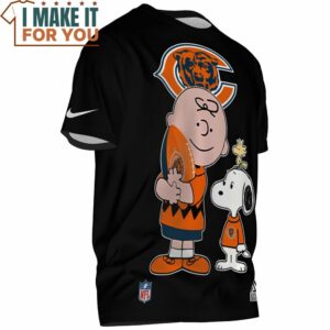 Chicago Bears x Charlie Brown And Snoopy Football Lover T Shirt 2