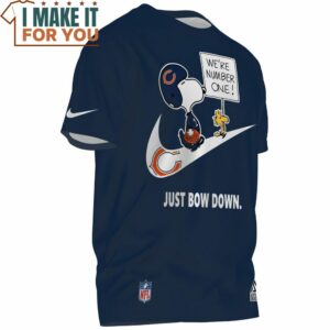 Chicago Bears x Snoopy And Woodstock Bears Fan Nike Just Bow Down T Shirt 2