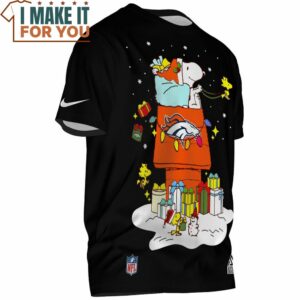 Denver Broncos Snoopy And Woodstock Christmas Broncos House T Shirt 2